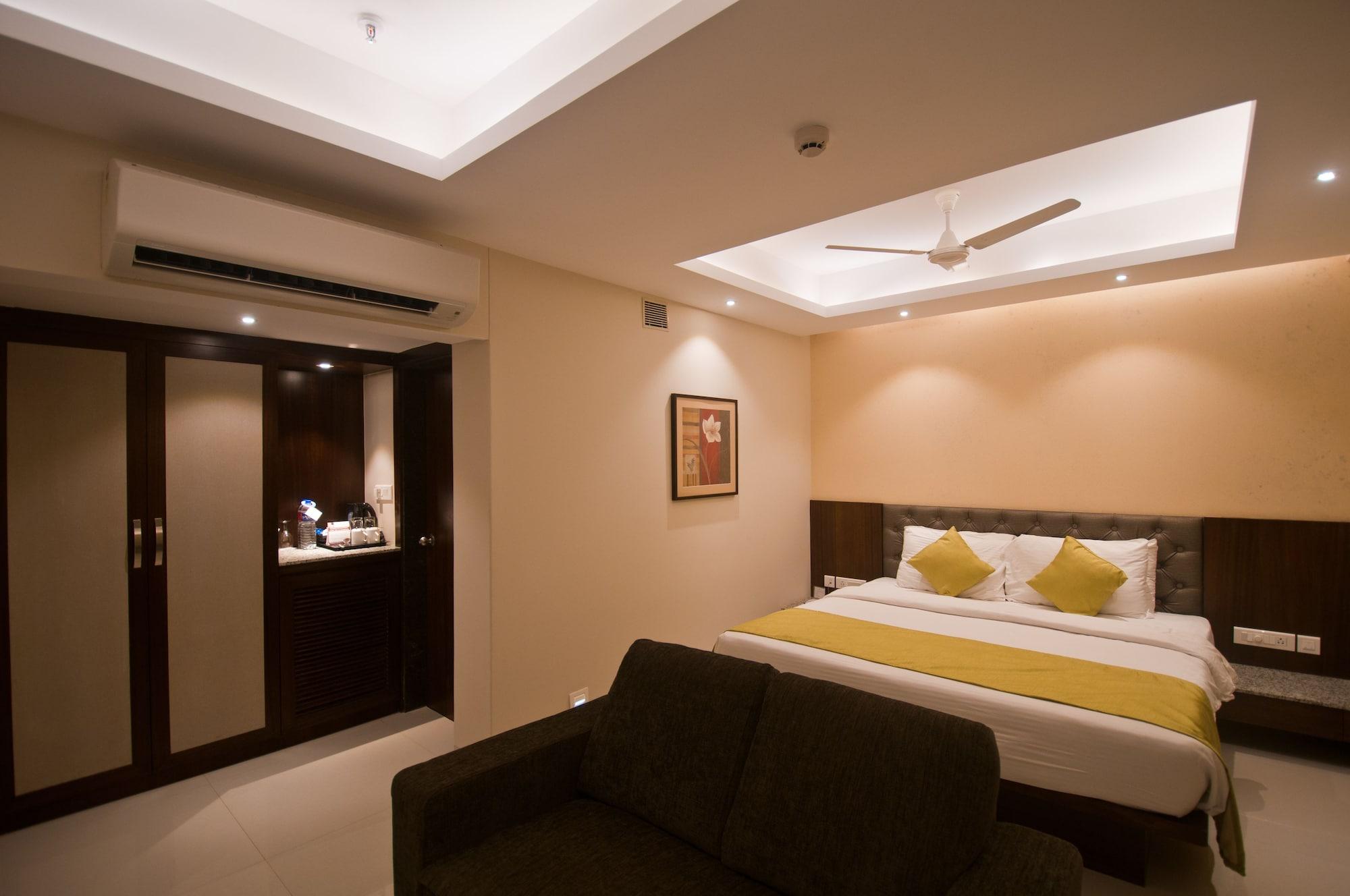 Calangute Towers - Am Hotel Kollection Exterior photo