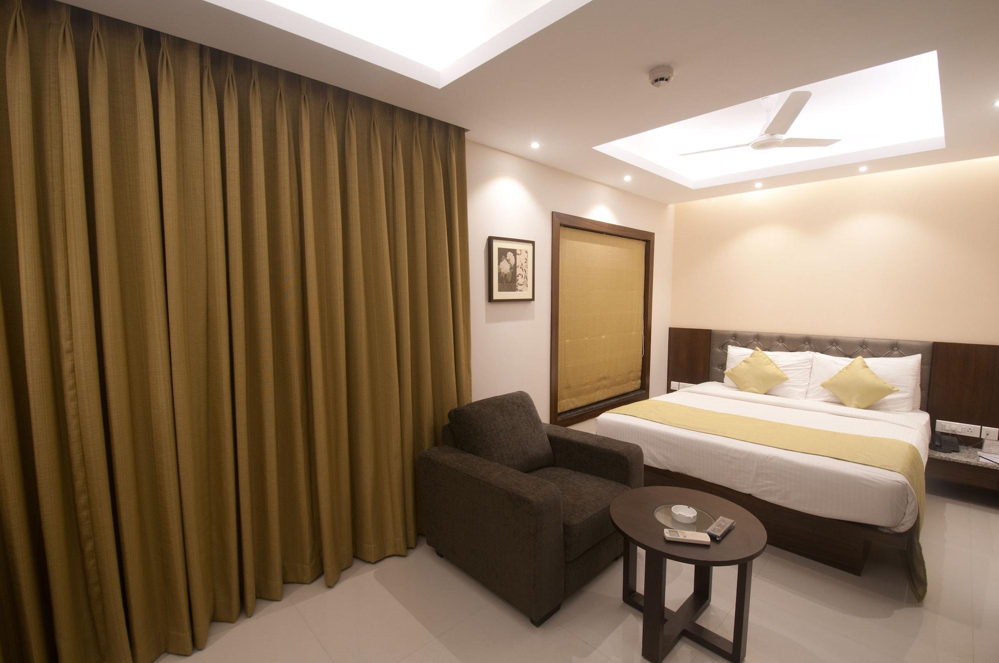 Calangute Towers - Am Hotel Kollection Exterior photo
