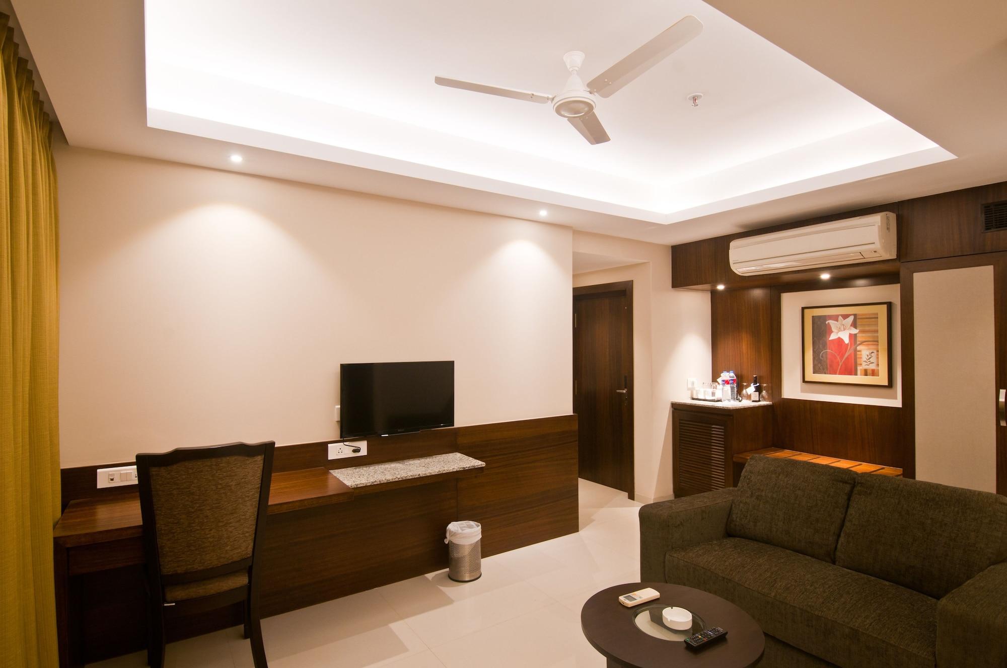 Calangute Towers - Am Hotel Kollection Exterior photo