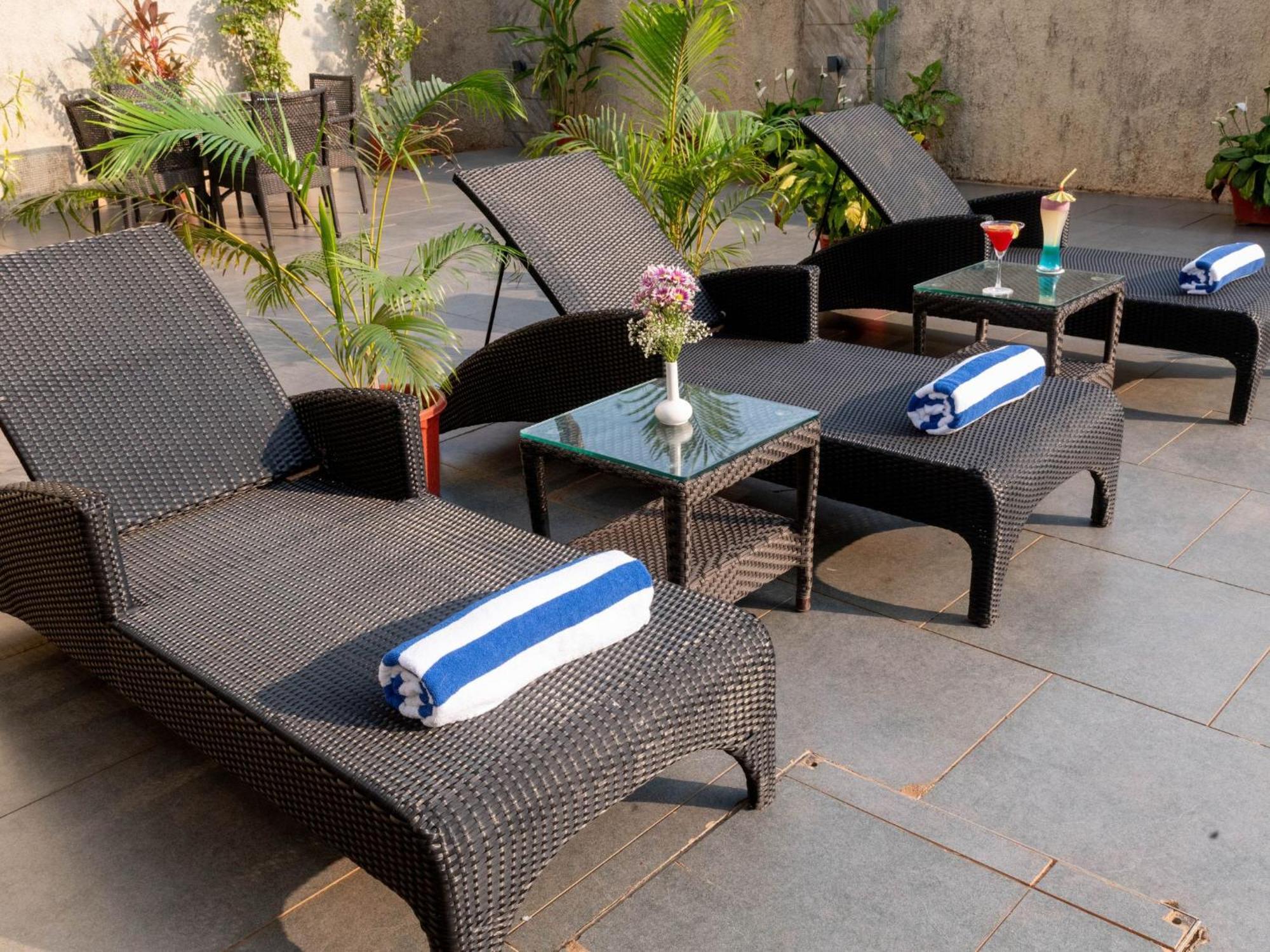 Calangute Towers - Am Hotel Kollection Exterior photo