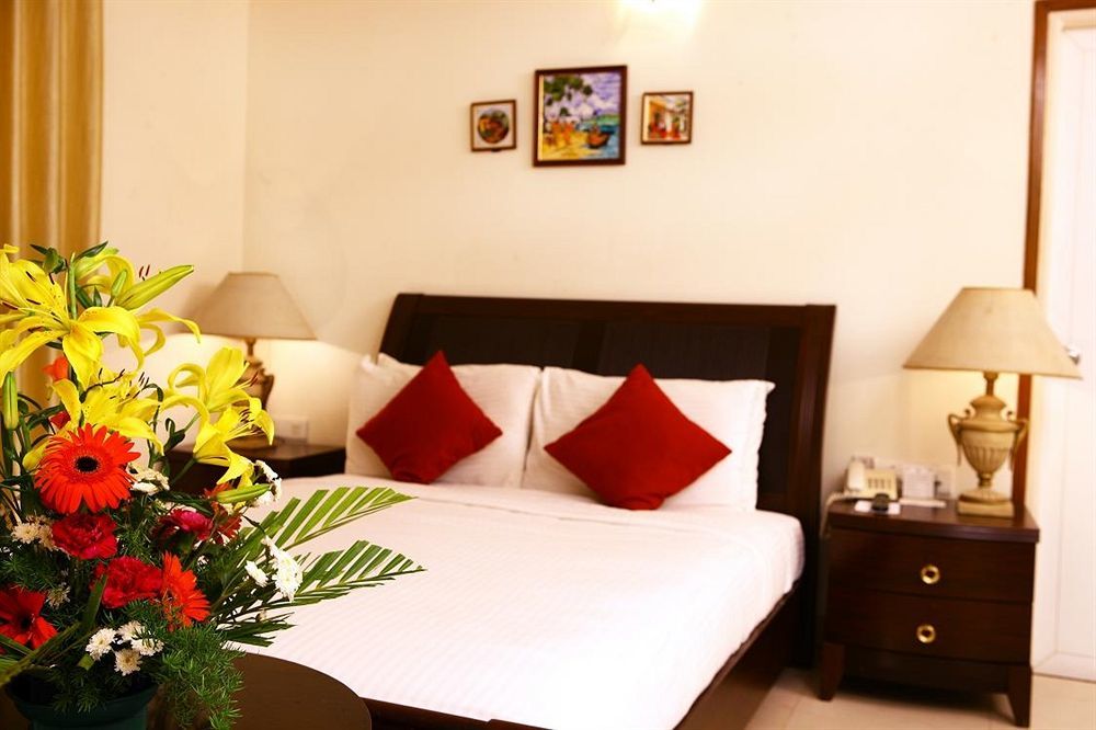 Calangute Towers - Am Hotel Kollection Exterior photo